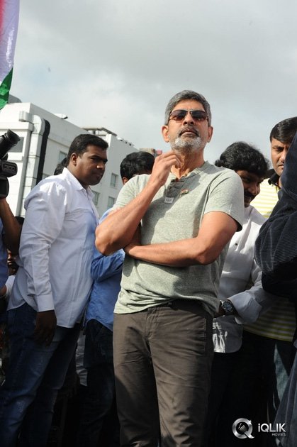 Srimanthudu-Movie-Team-at-HBC-Chak-De-India-Ride